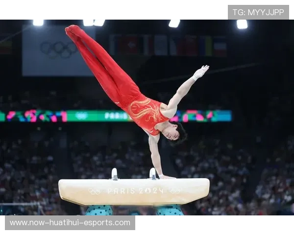 体操天才展示柔韧动作吓坏网友