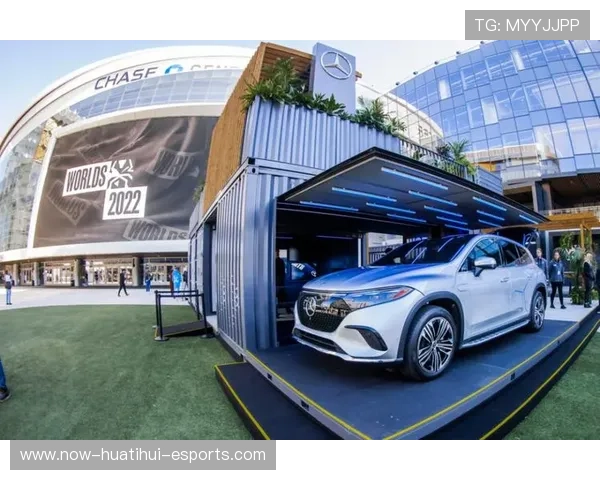 体育商业化观察：球场建设带来长期收益预期